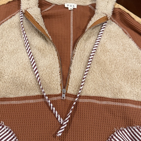 POL “Cinnamon Stick” Brown and Cream Star Sweater - Picture 9 of 17
